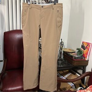 REI Women’s Hiking Pants Size 14 Stretch Zip Pockets Outdoor Khaki
